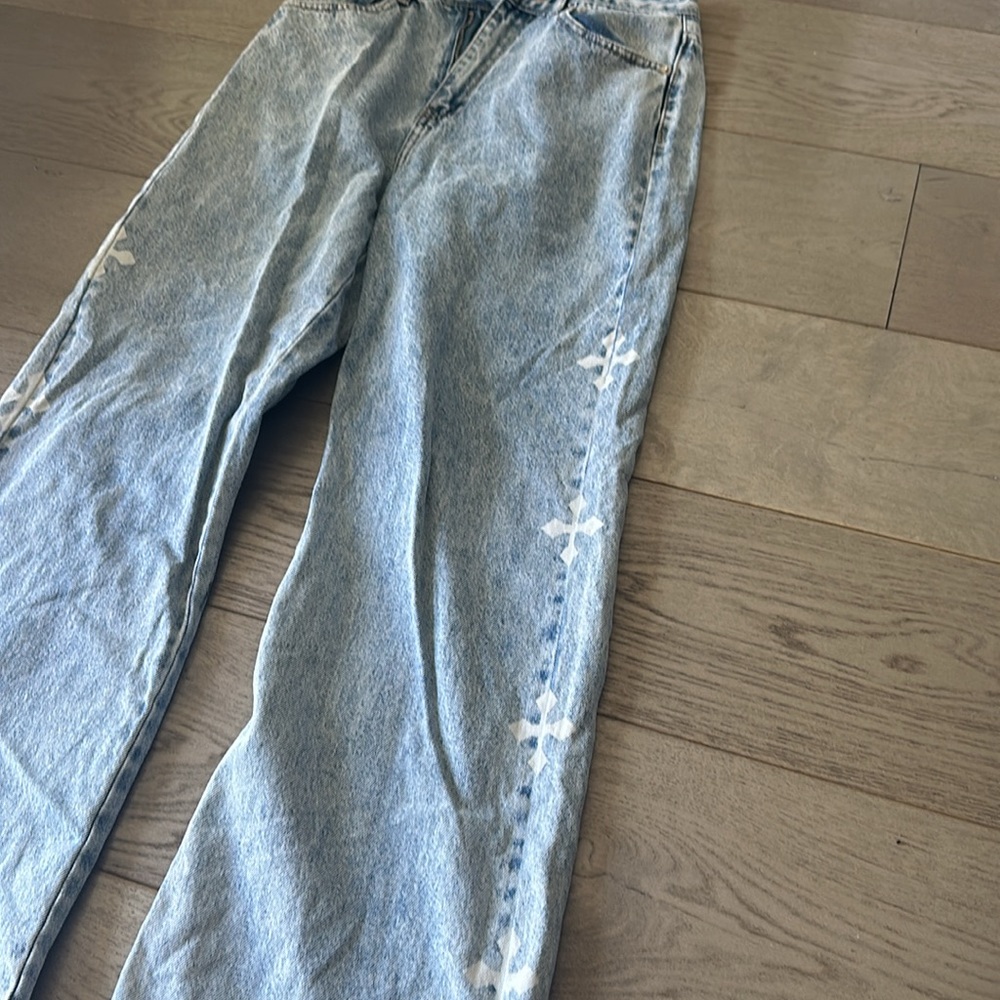 Jeans - Picture 4 of 10